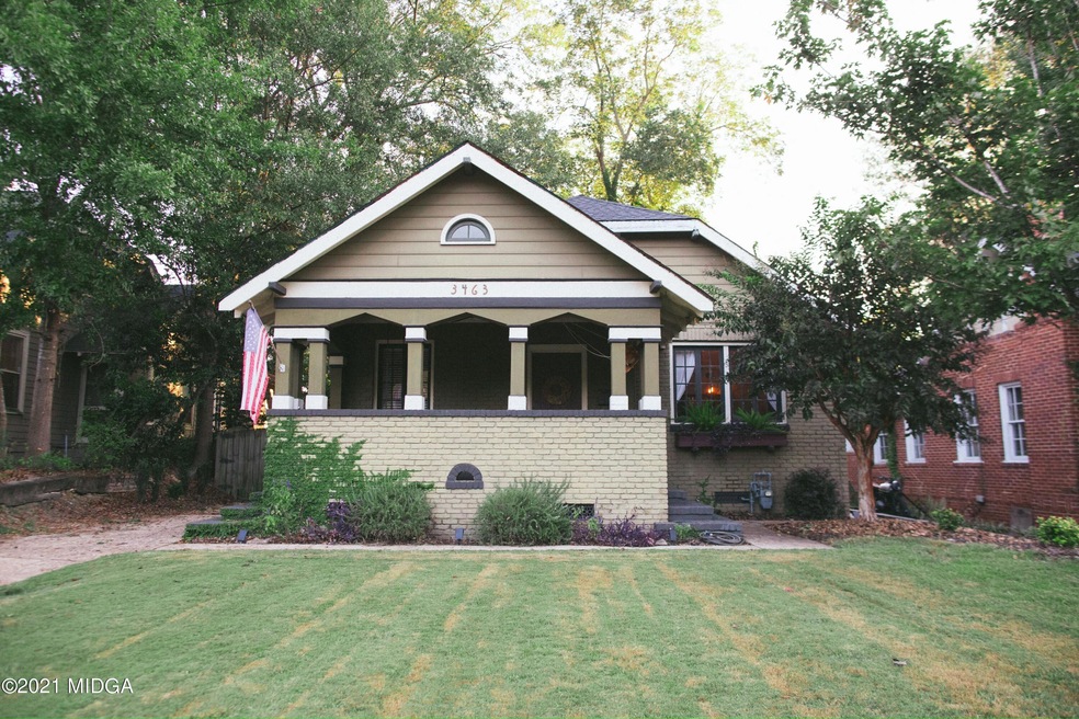 3463 Ridge Ave