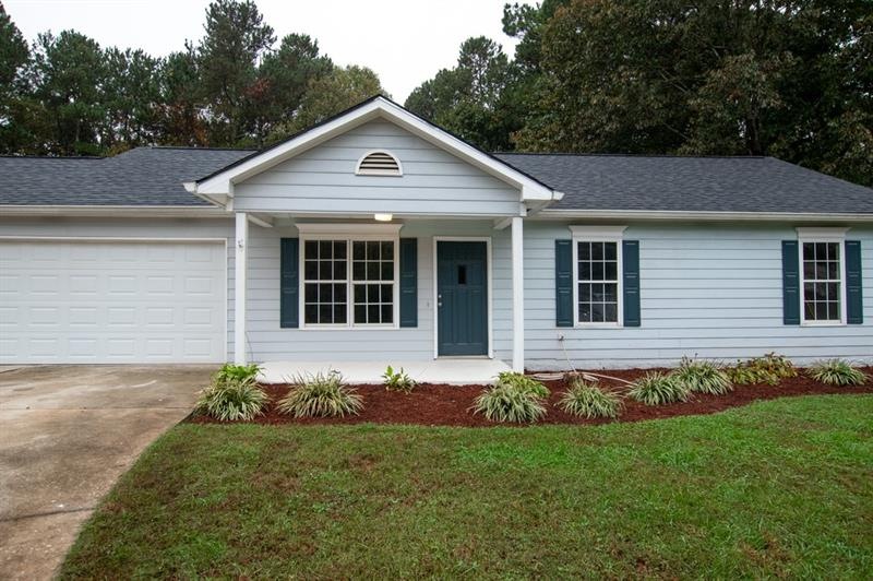 4152 Warren Rd, Flowery Branch, GA 30542 - photo 1