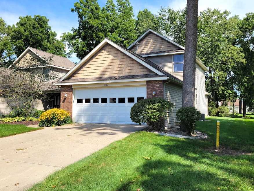 913 Clark St unit 7, Lowell, MI 49331 - photo 1