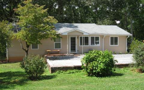 2585 Douthit Rd, Mineral Bluff, GA 30559 - photo 1