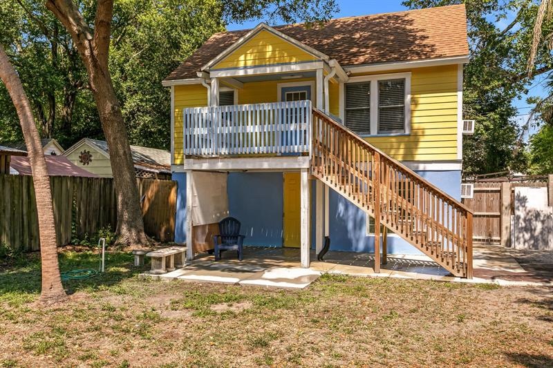 921 Jackson St N, Saint Petersburg, FL 33705 - photo 1