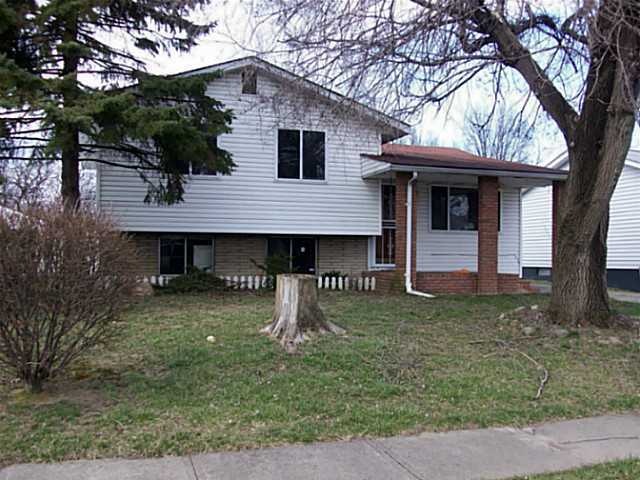 2060 Shawbury Ct W, Columbus, OH 43229 - photo 1