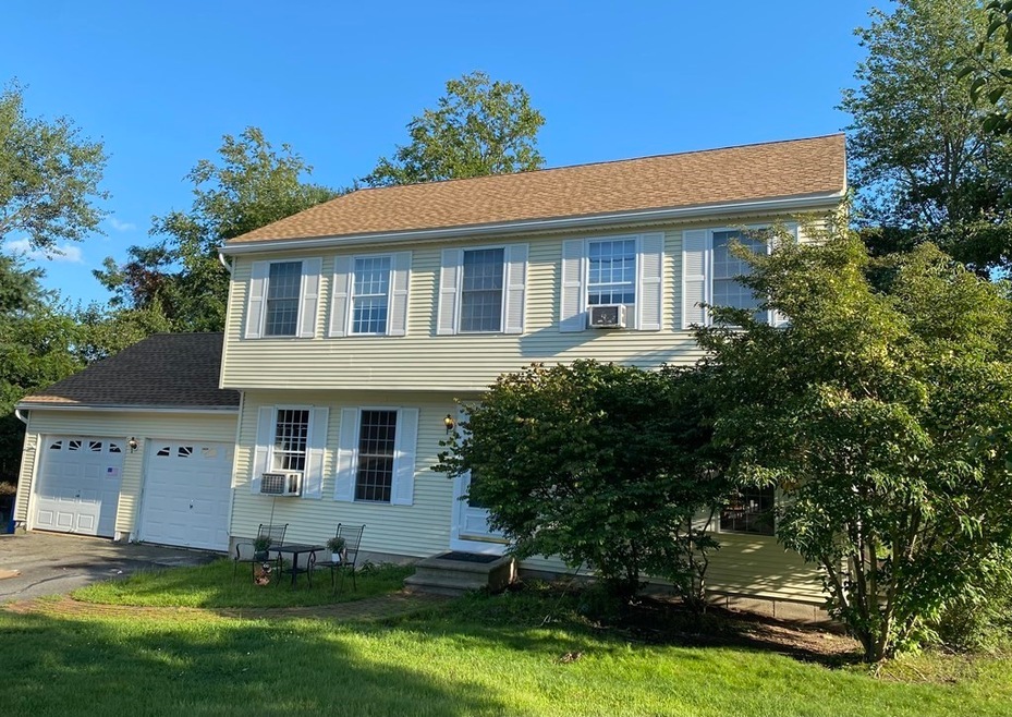 33 Jesse Rd, Dudley, MA 01571 - photo 1