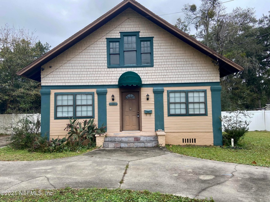 8811F534-755E-421D-8F19-6ED46E113A7D