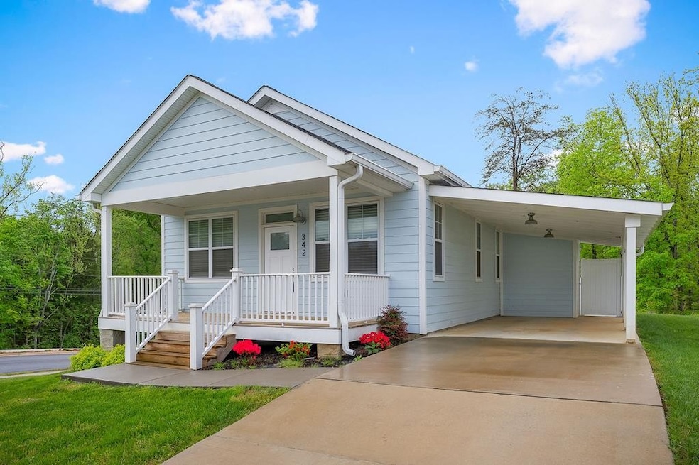 342 Hemlock Cir, Cookeville, TN 38501 - photo 1