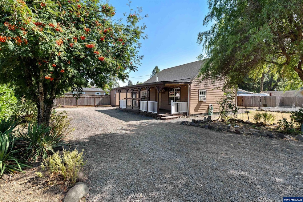 Under Contract $319,900 • Co-Listing Agent