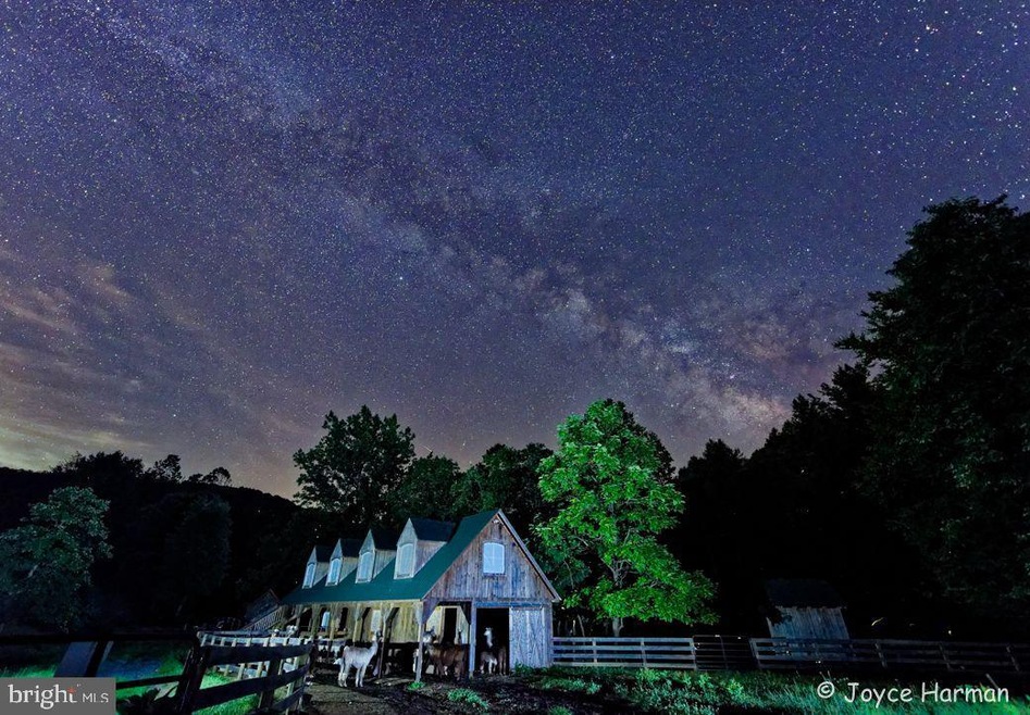 16 Pointer Ridge Ln, Washington, VA 22747 - photo 1