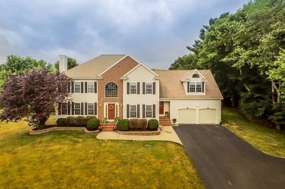 7 Beninati Farm Rd, Bridgewater, MA 02324 - photo 1