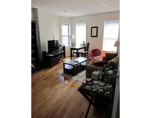 21 Charter St, Boston, MA 02113 - photo 1