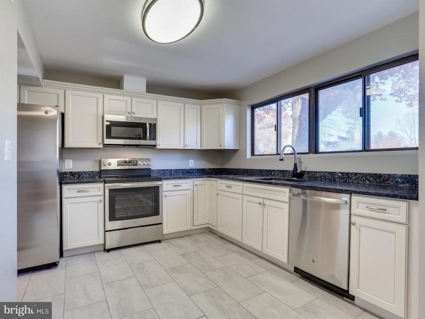 1823 Old Post Terrace, Woodbridge, VA 22191 - photo 1