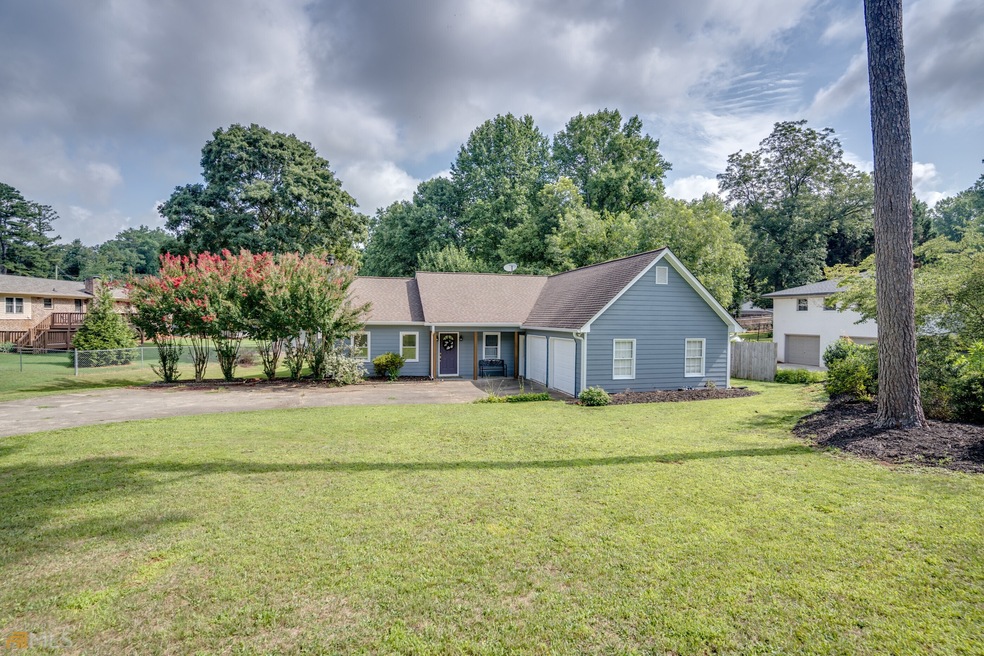 Welcome Home to 1811 Kinridge Road