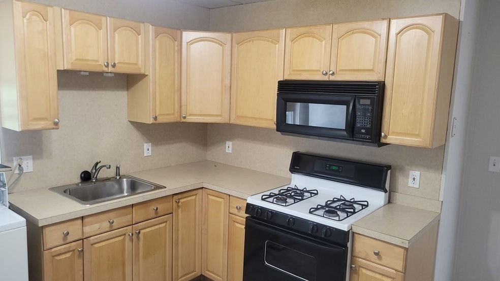 7 Dane Ave unit 3, Somerville, MA 02143 - photo 1