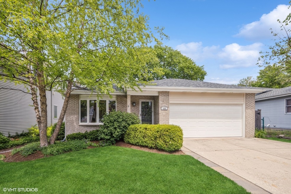 569 W Armitage Ave, Elmhurst, IL 60126 - photo 1