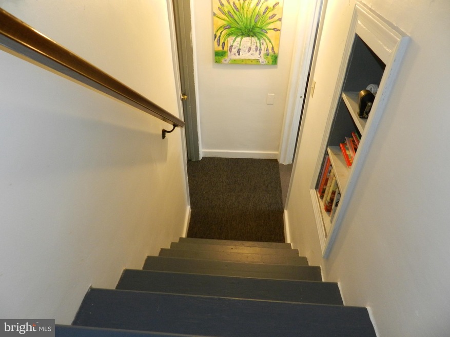 4 Riddle Rd, Camp Hill, PA 17011 - photo 1