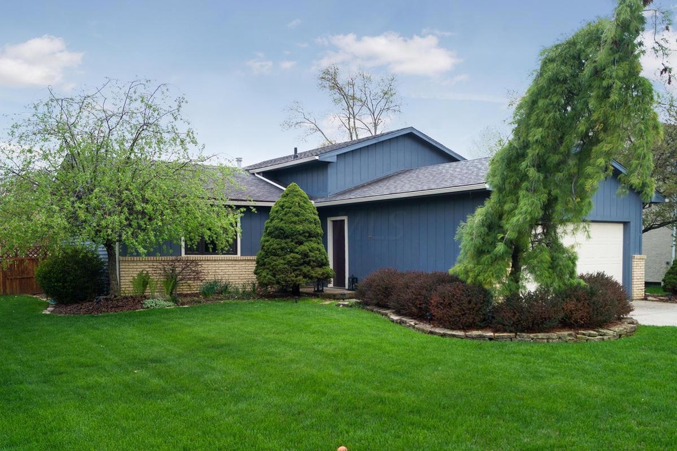1563 Francisco Rd