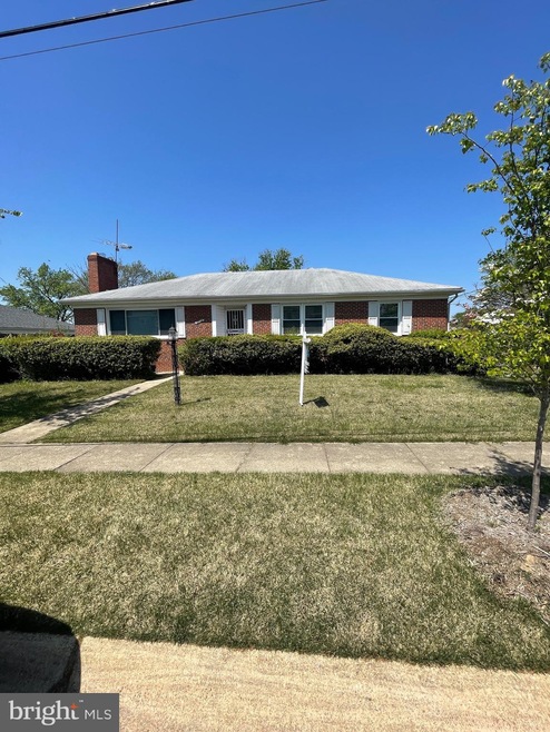 2018 Jameson St, Temple Hills, MD 20748 - photo 1