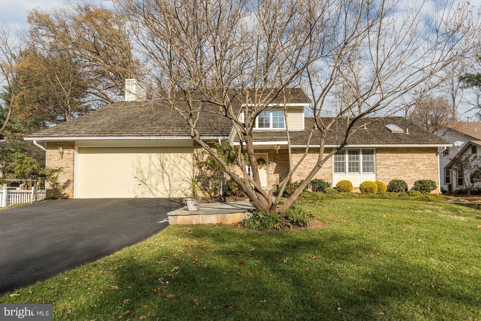 11613 Flints Grove Ln, North Potomac, MD 20878 - photo 1