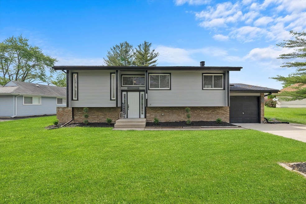 3314 Montmarte Ave, Hazel Crest, IL 60429 - photo 1