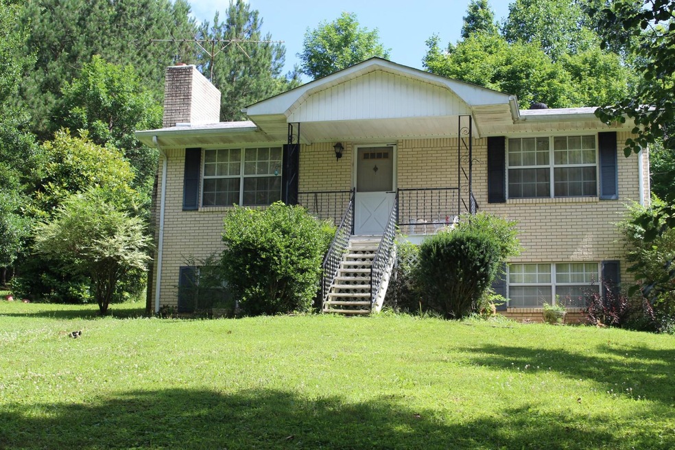 132 Whiskey Hollow Rd, Tennessee Ridge, TN 37178 - photo 1