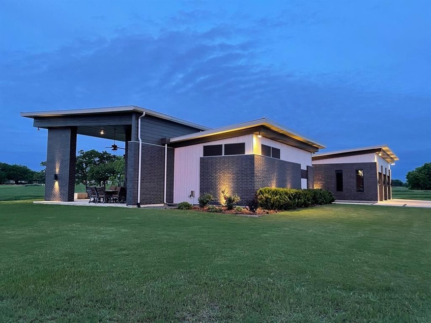 1878 Preskitt Rd, Decatur, TX 76234 - photo 1