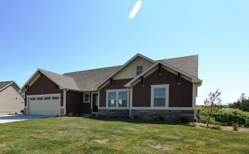 10929 Poplar Bluff Ct, Portage, MI 49024 - photo 1