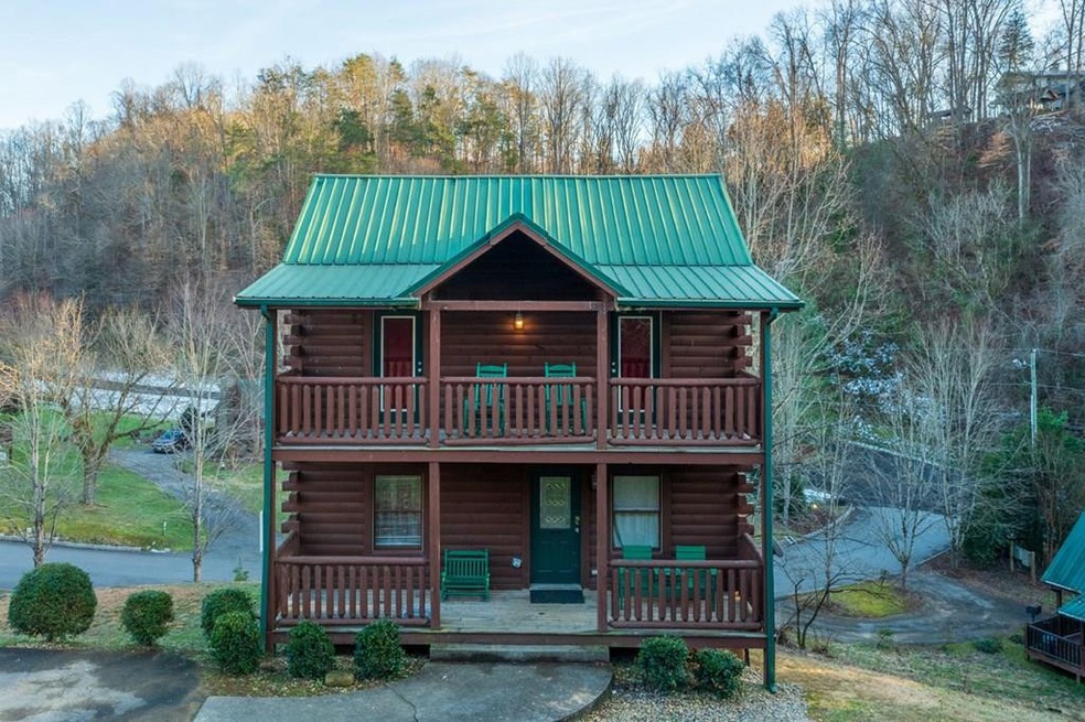 1663 Little Cabin Loop, Pigeon Forge, TN 37862 - photo 1