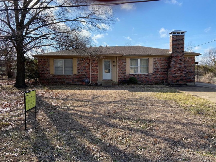 505 W Locust St, Whitewright, TX 75491 - photo 1