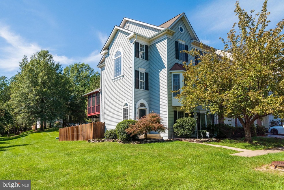 20589 Crestmont Terrace, Sterling, VA 20165 - photo 1