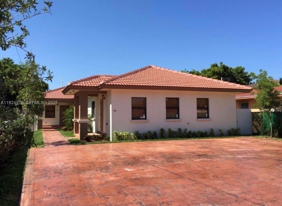 41 W 14th St unit 1, Hialeah, FL 33010 - photo 1