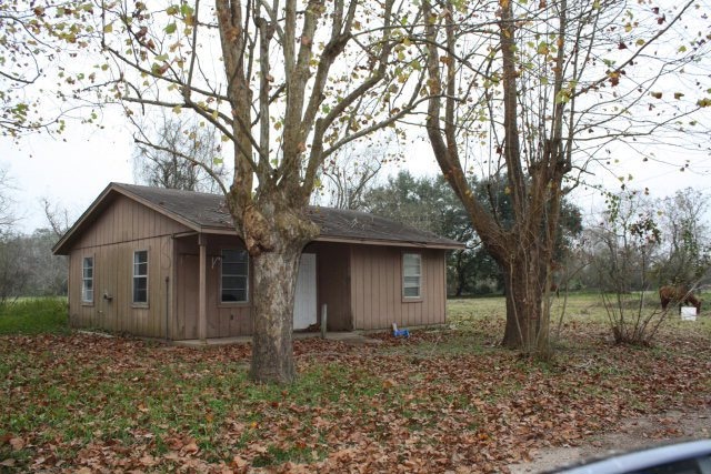 807 9th St, Brazoria, TX 77422 - photo 1