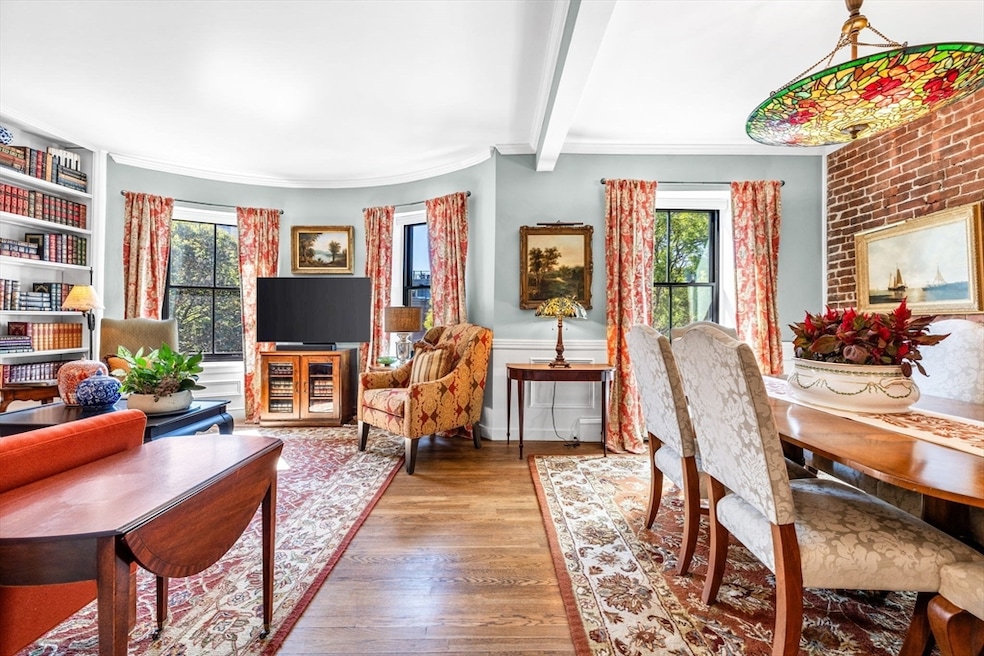 28 Worcester Square unit 4, Boston, MA 02118 - photo 1