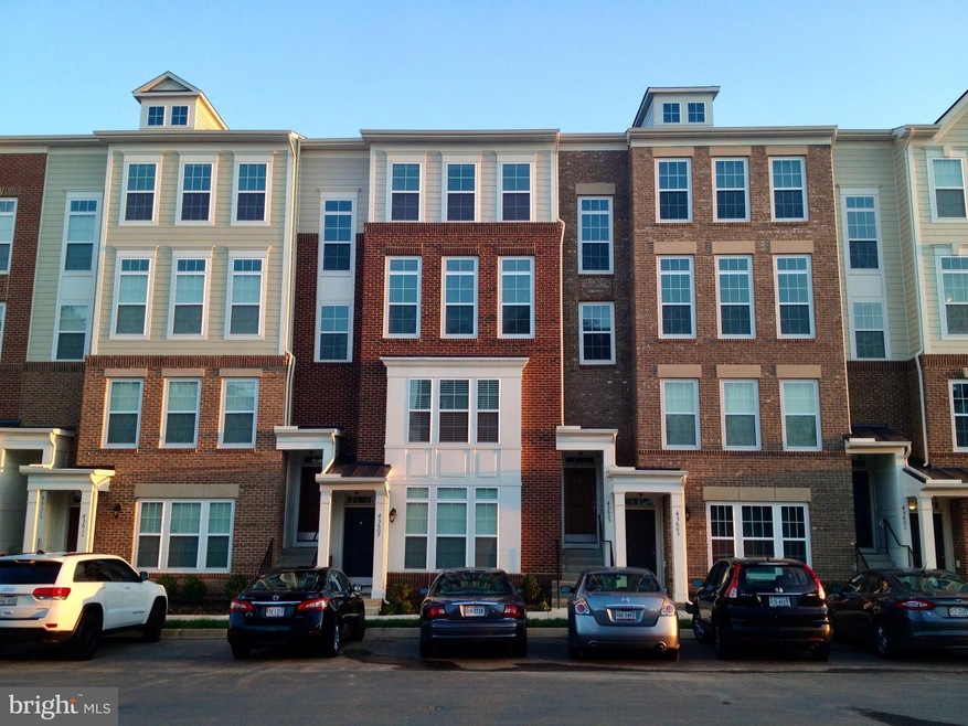 43609 Helmsdale Terrace, Chantilly, VA 20152 - photo 1