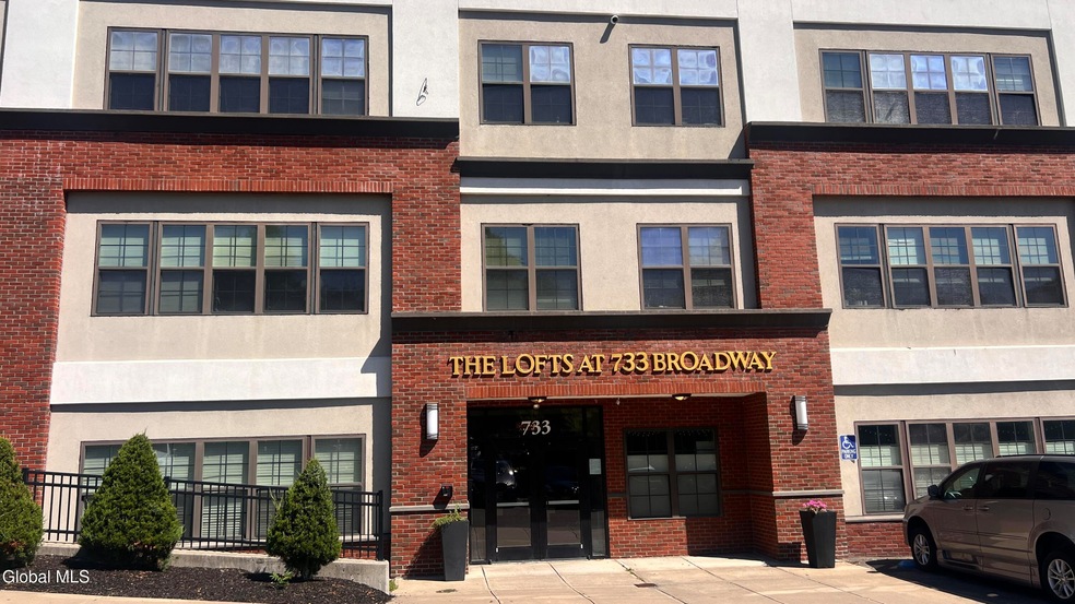 733 Broadway unit 107, Albany, NY 12207 - photo 1