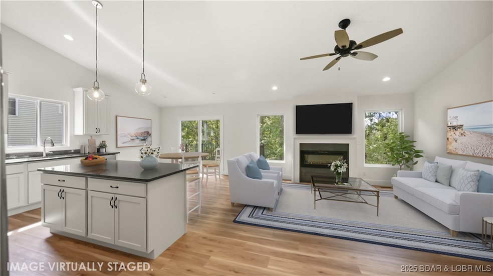 For Sale $478,500 • Co-Listing Agent