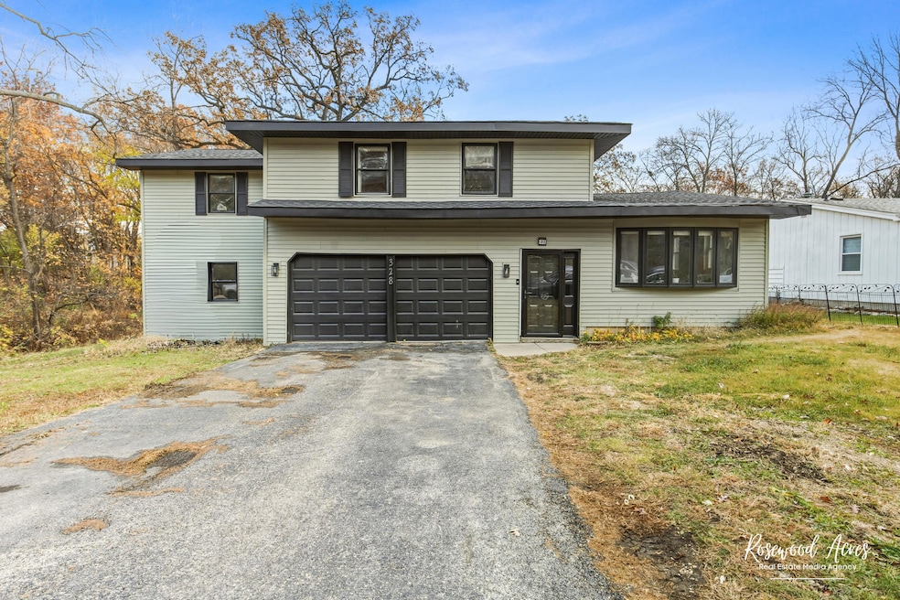 328 N Brookshore Dr, Shorewood, IL 60404 - photo 1