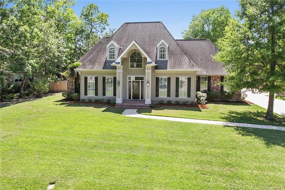 101 Villere Place, Destrehan, LA 70047 - photo 1