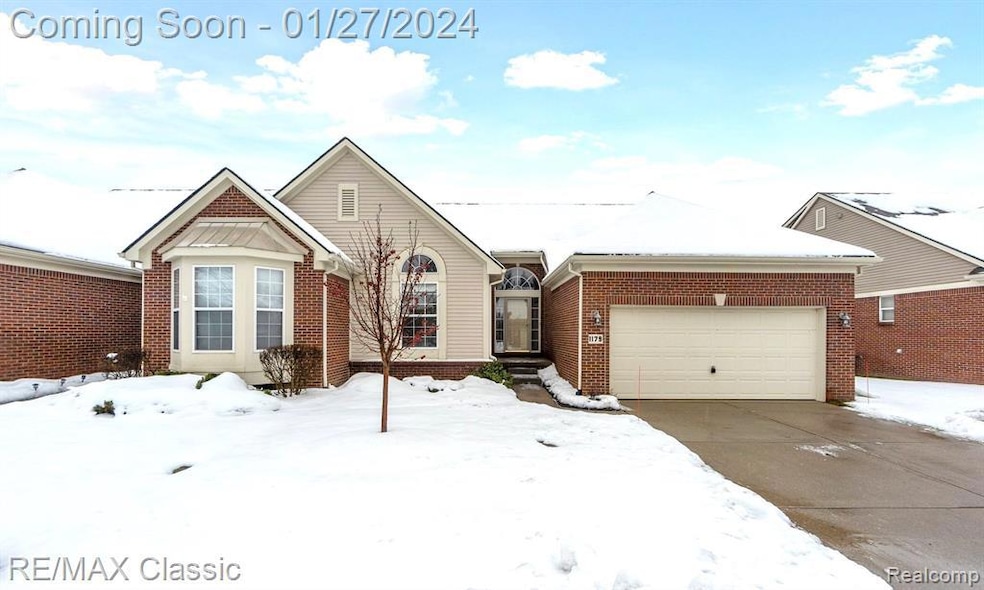 1179 Andover Cir unit 48, Commerce Township, MI 48390 - photo 1
