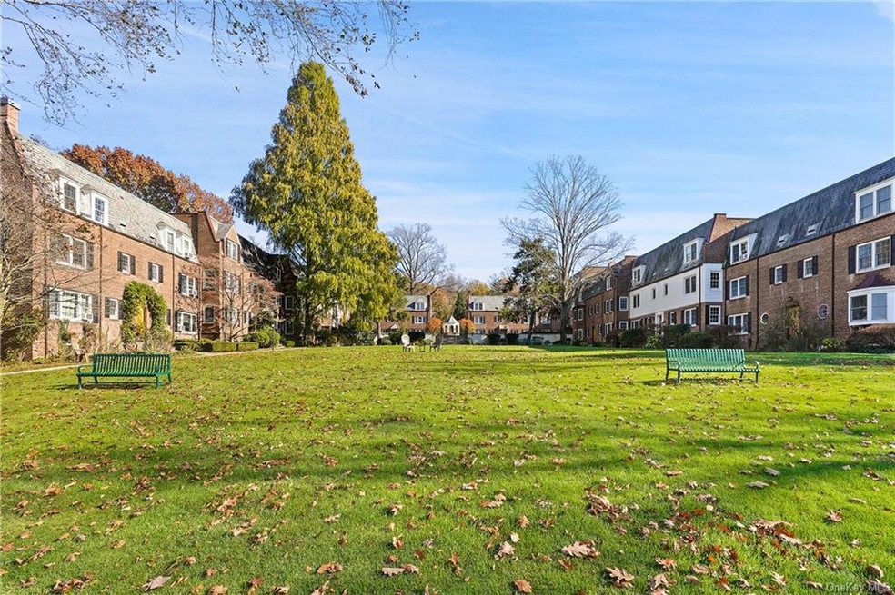 765 N Broadway unit 1F, Hastings On Hudson, NY 10706 - photo 1