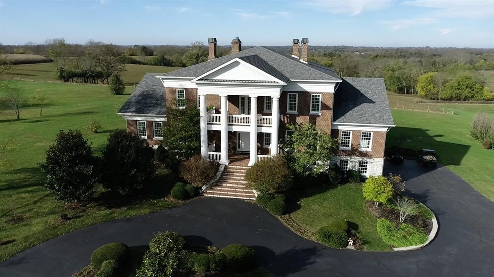 3022 Oak Hill Ln, Versailles, KY 40383 - photo 1