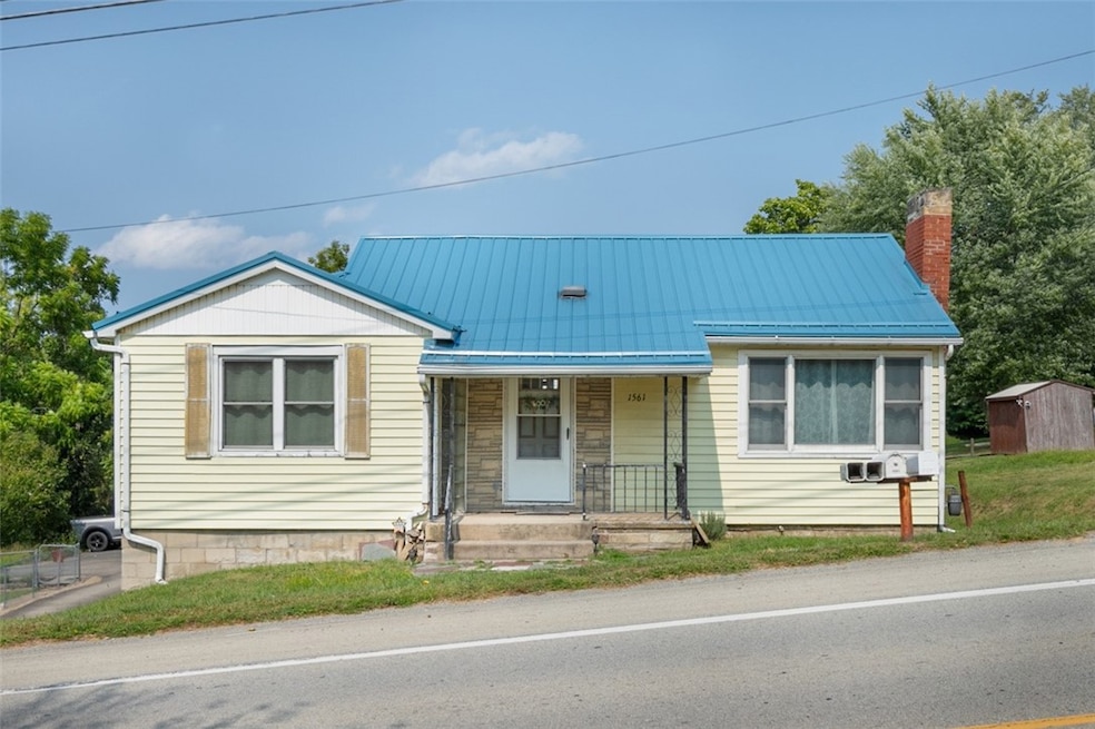 1561 & 1563 State Route 31, East Huntingdon, PA 15666 - photo 1