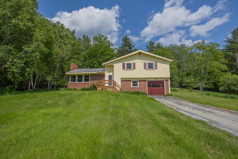 For Sale $324,000 • Co-Listing Agent