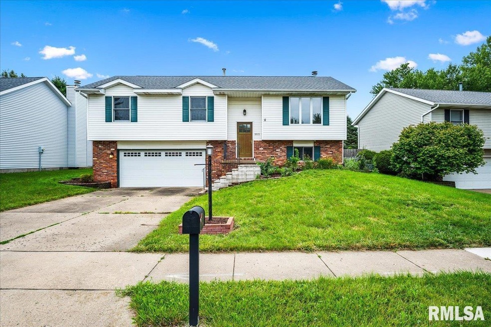 5522 N Ramblewood Ct, Peoria, IL 61615 - photo 1