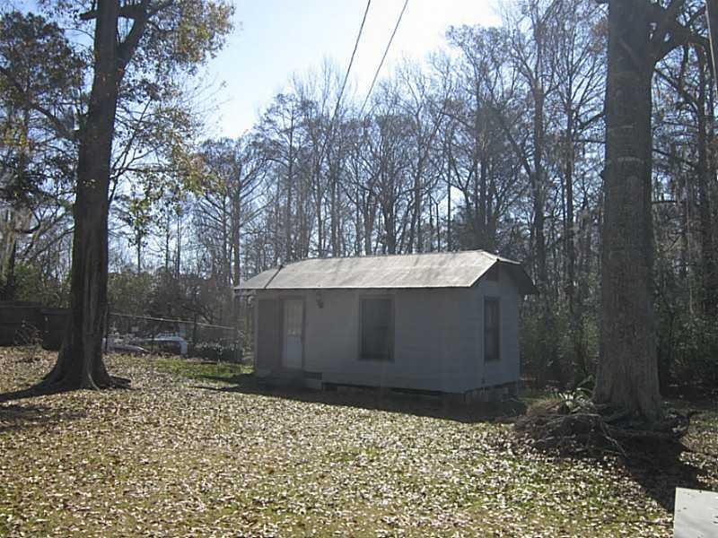 Exterior Front.