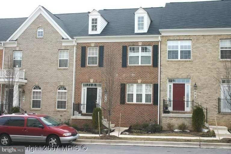 624 Cedar Spring St, Gaithersburg, MD 20877 - photo 1