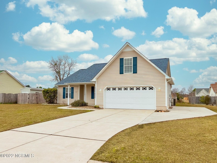 913 Gum Branch Ct, Havelock, NC 28532
