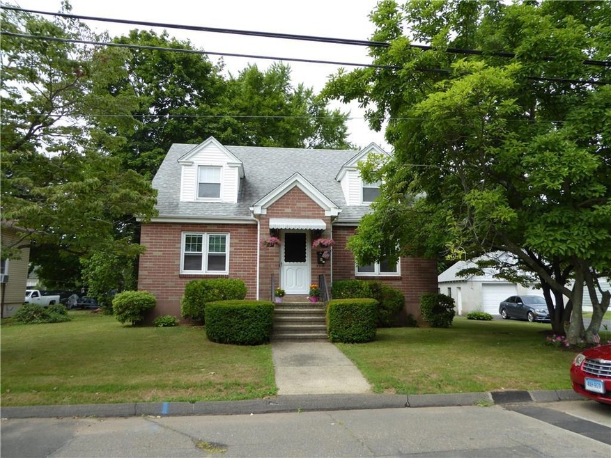 23 Hamre Ln unit 2nd Flr, Branford, CT 06405 - photo 1