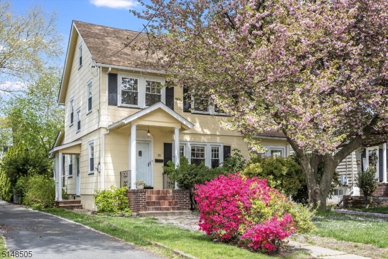 19 Columbus Ave, Glen Ridge, NJ 07028 - photo 1