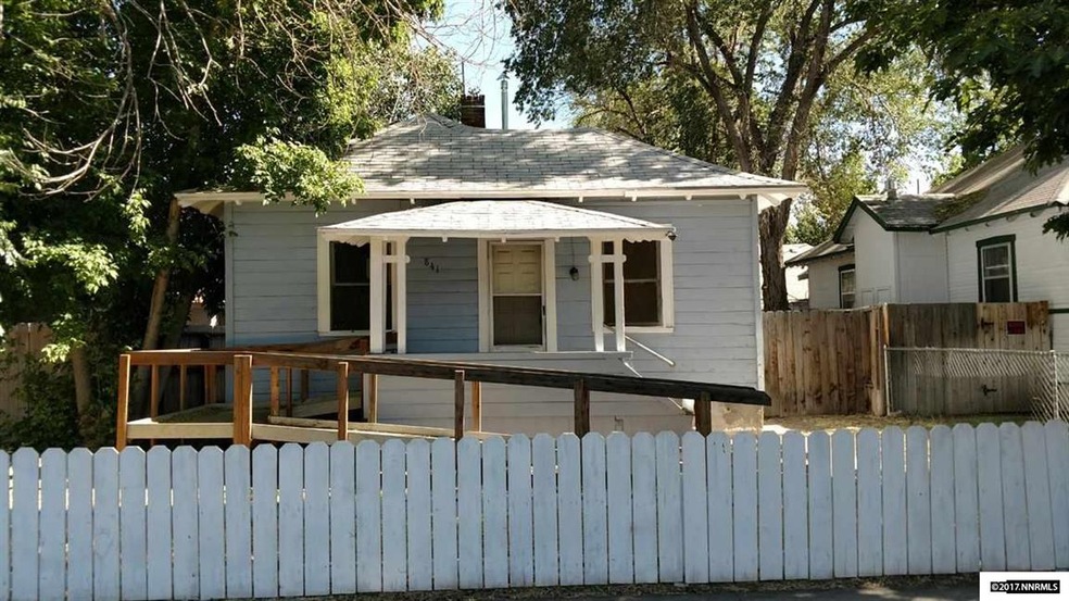 841 F St, Sparks, NV 89431 - photo 1