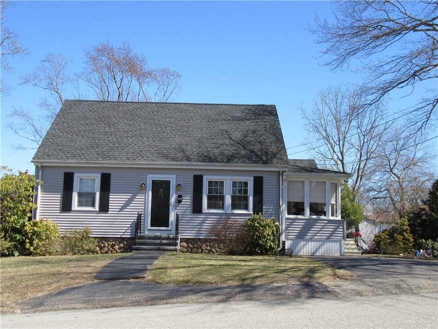 47 Bellevue Ave, Westerly, RI 02891 - photo 1