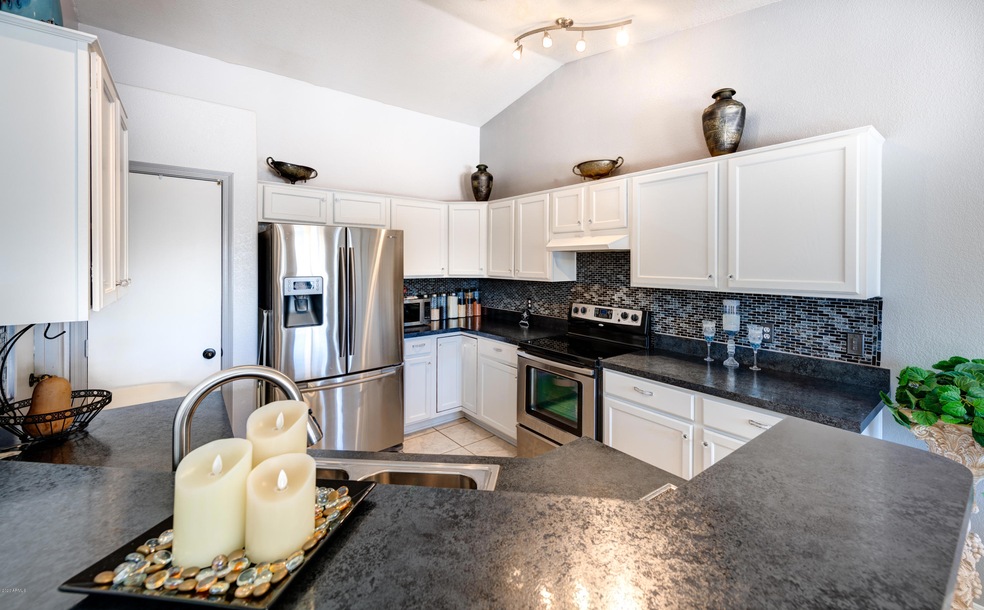 005_Kitchen